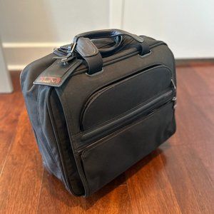 TUMI Wheeled Black Compact Computer Brief Bag - Perfect for Work Travel!
